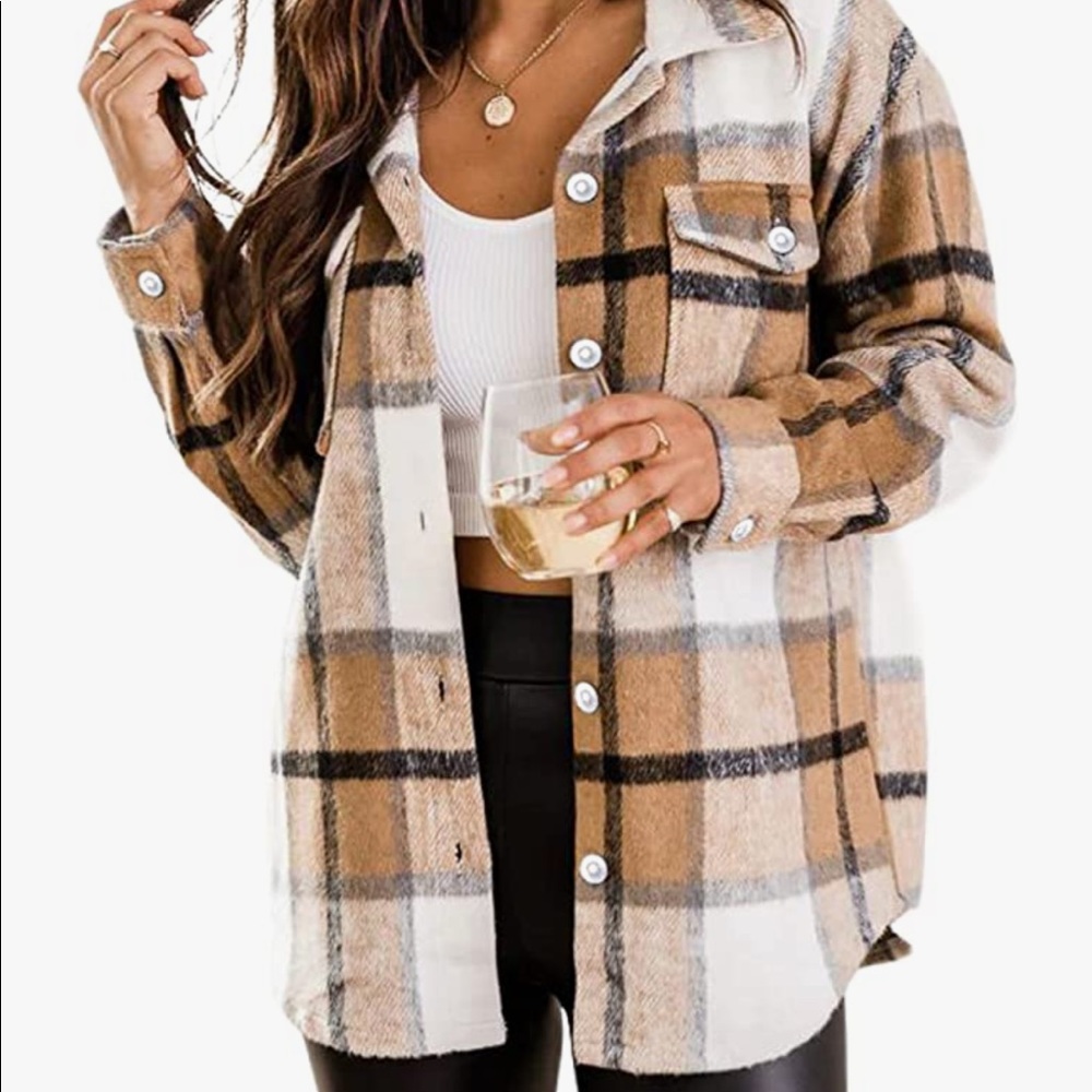 Womens Brushed Flannel Plaid Lapel Button Short Pocketed Shacket Coat